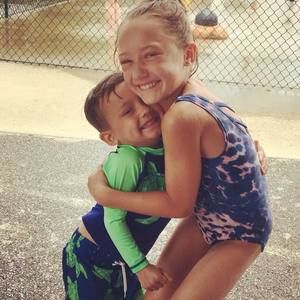 Meet your Posher, Stuart